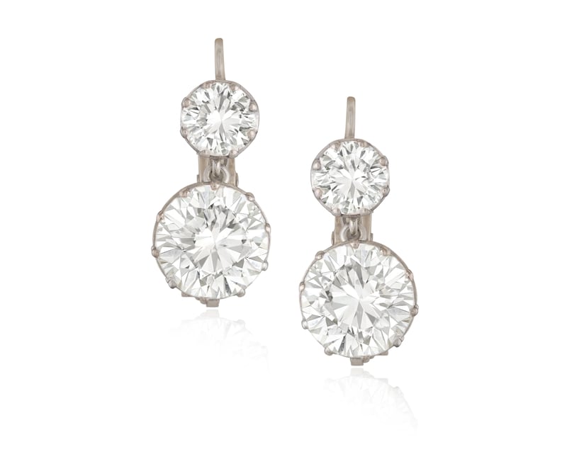 The diamond pendant earrings from the Toi et Moi set (€50,000-60,000) 