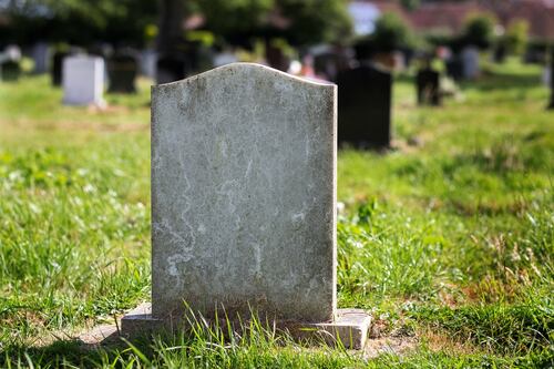 Church of England distances itself from Irish language ruling on gravestone