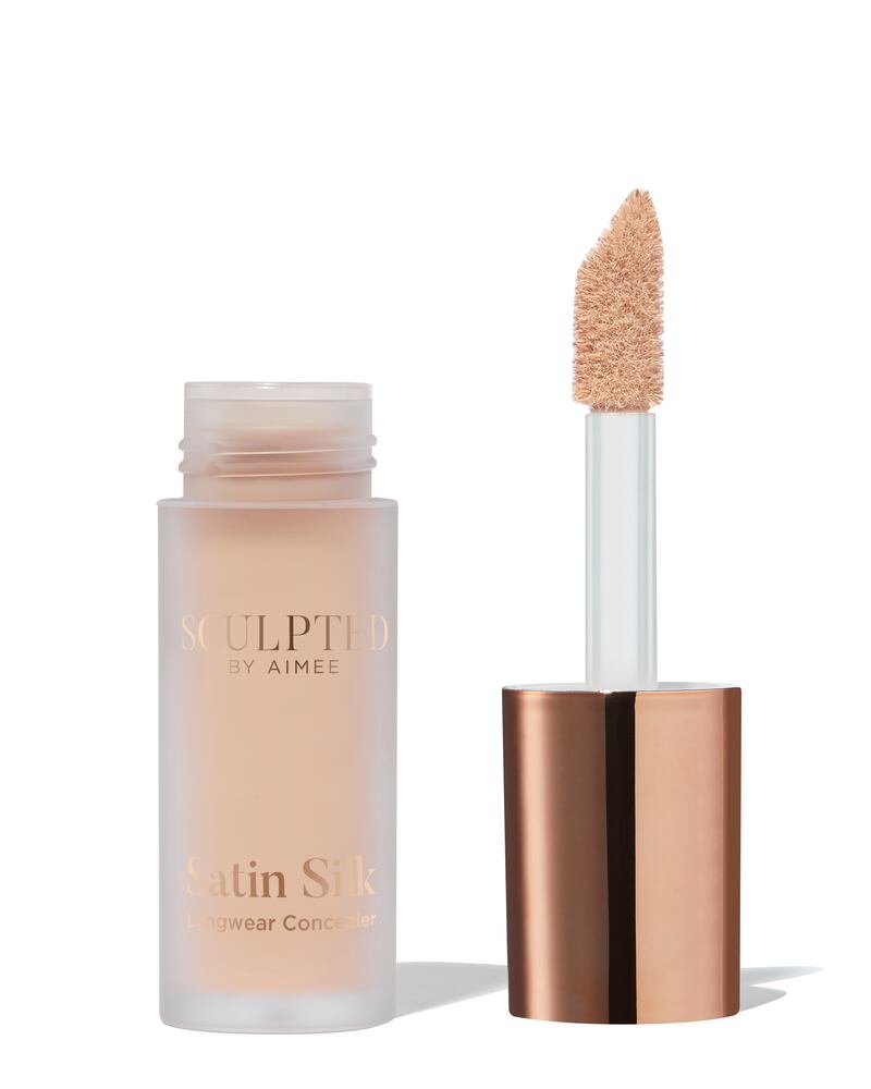 Sculpted by Aimee Satin Silk Longwear Concealer