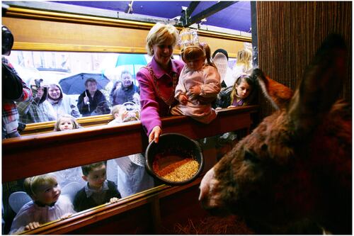 Mary McAleese calls on Dublin Mayor to reverse decision on removing live animal Christmas crib from city centre