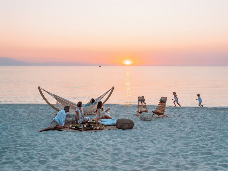 Create summer memories in Oroko partner properties such as Sani Resort, Halkidiki