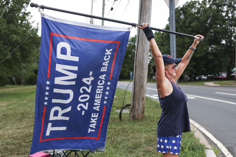 Shooting has not decisively changed  US presidential election