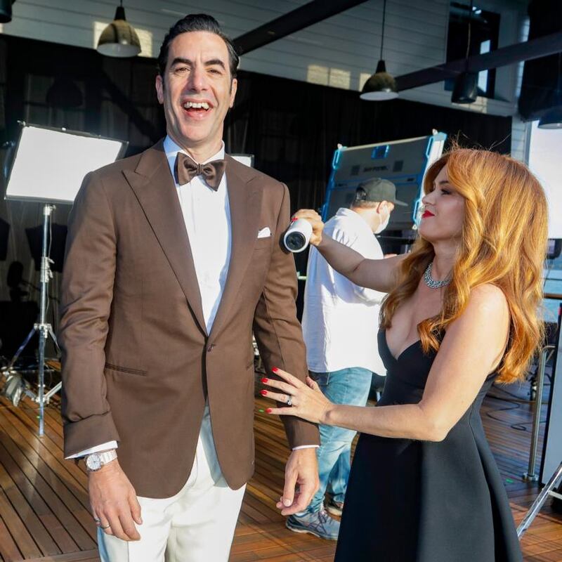 SYDNEY, AUSTRALIA â€“ APRIL 26: Sacha Baron Cohen (L) and Isla Fisher attend a screening of the Oscars on Monday April 26, 2021 in Paris, France. (Rick Rycroft-Pool/Getty Images)