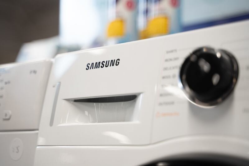 Samsung tumble dryers include technologies to prevent your garments and linen from over-drying