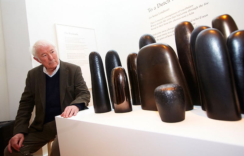 Seamus Heaney beside Relationships (ceramic) by Sonja Landweer, €4,000-€6,000