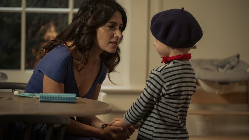 Sarah  Shahi  as Billie Connelly  and Phoenix Reich as Hudson in Sex/Life. Photograph: Amanda Matlovich/Netflix