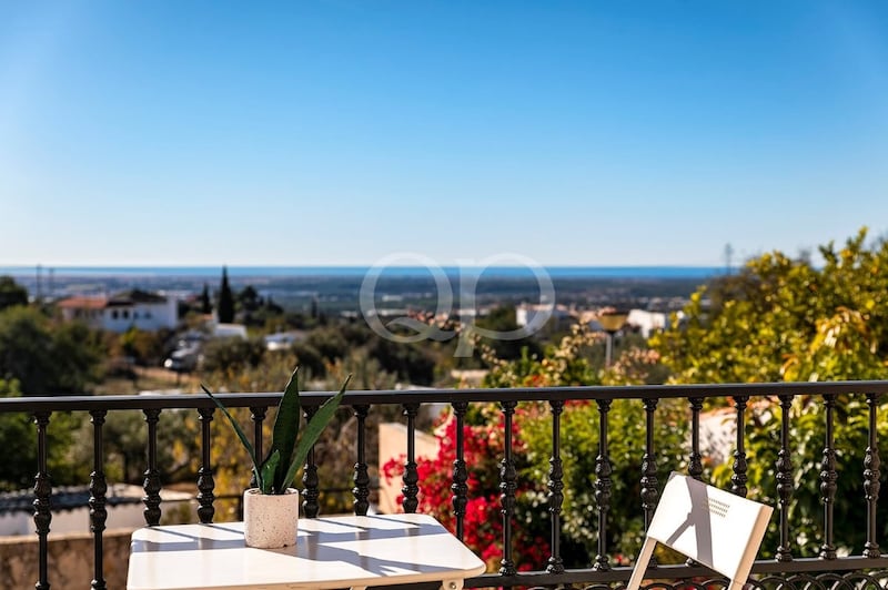 View from Santa Bárbara de Nexe apartment balcony