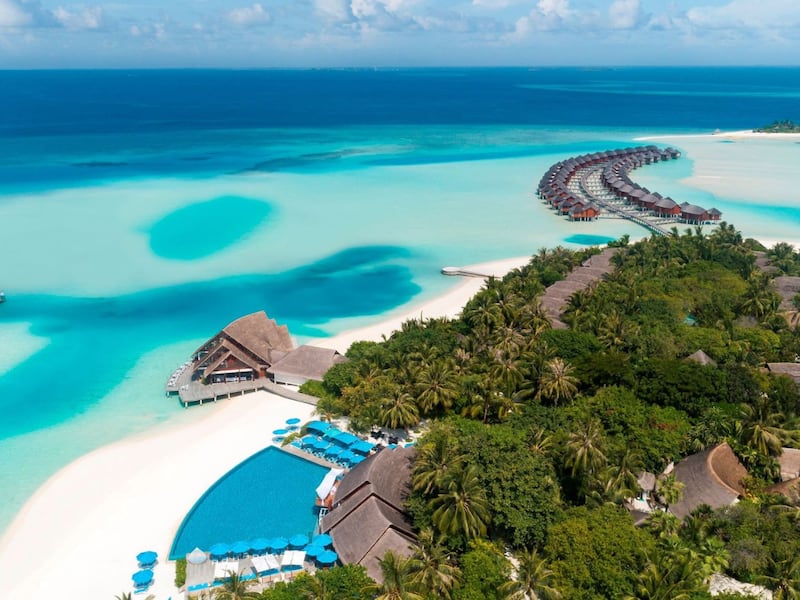 Soak up the winter sun in the Maldives, staying at Oroko partner property, Anantara Dhigu