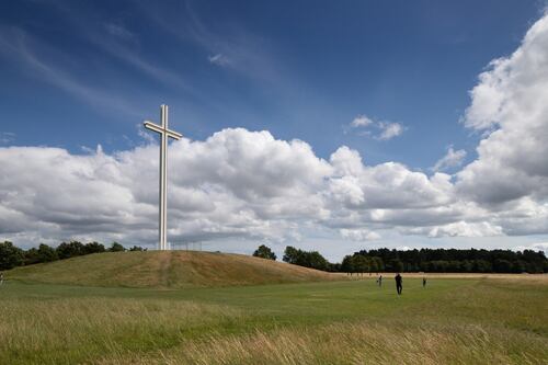 The Papal Cross, Sam Stephenson’s Central Bank and 29 other eye-catching examples of Dublin’s modern architecture 