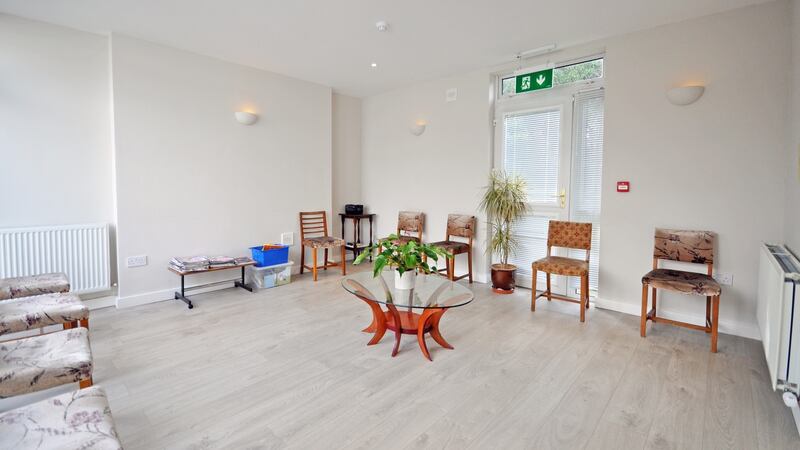 The waitingroom of 1 The Gables, Ballinteer Road