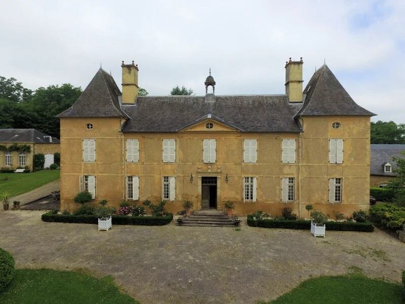 This six-bedroom chateau is enormous, extending to 540sq m (5,813sq ft)