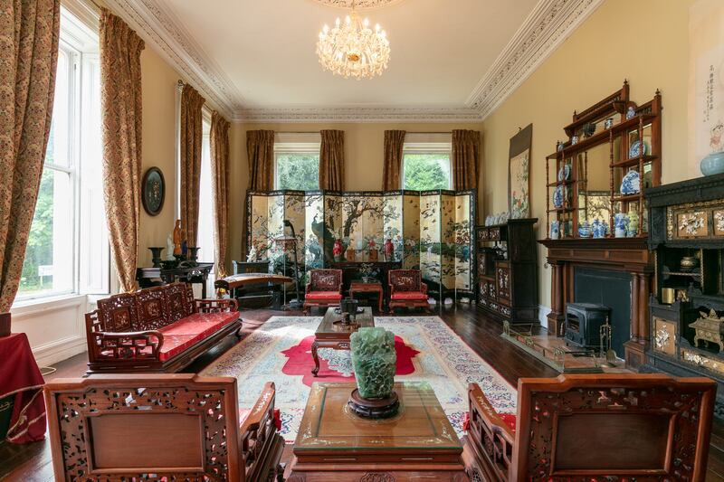 Chinese drawing room