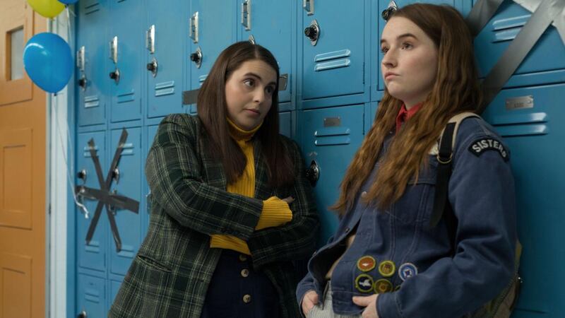 Beanie Feldstein and Kaitlyn Dever in Booksmart