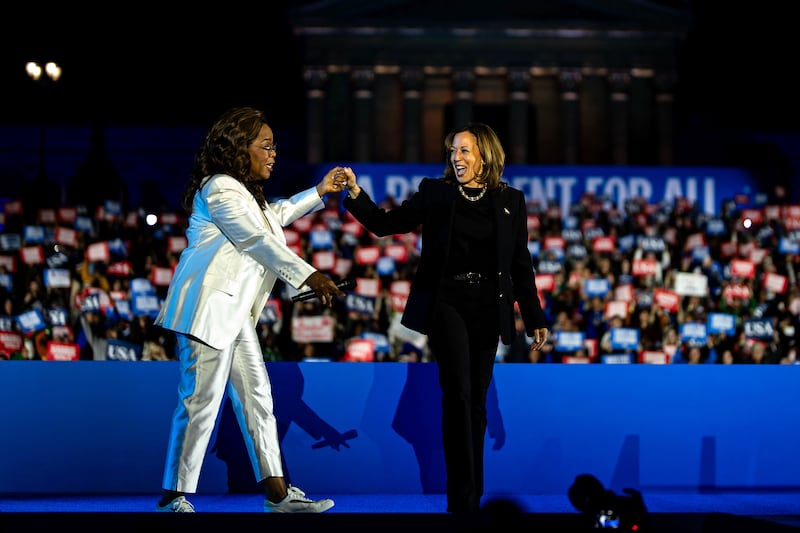  Democratic presidential nominee President Kamala Harris is joined by  Oprah Winfrey during the closing rally of her campaign at the  Philadelphia Museum of Art. Photograph: Kent Nishimura/Getty Images