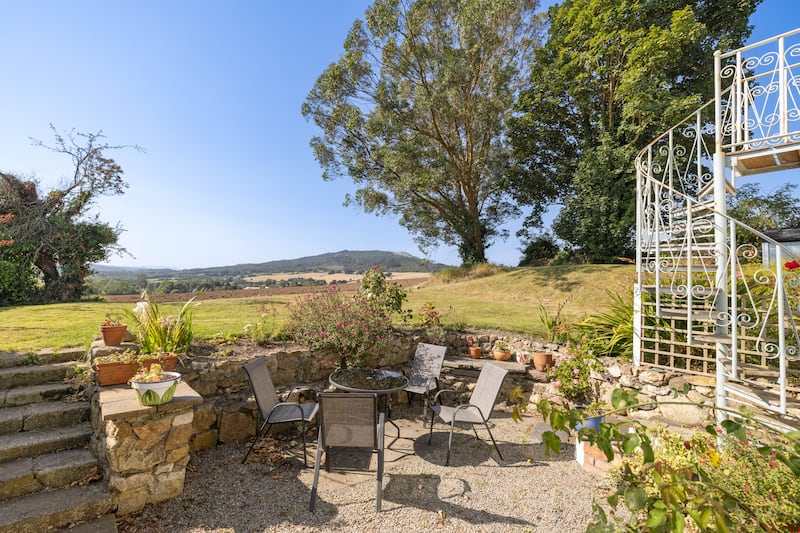 Sun terrace with access to roof terrace