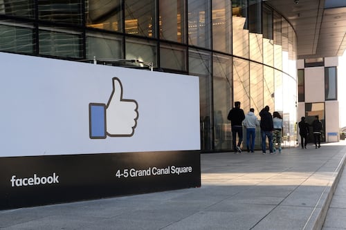 Facebook staff paid €123,000 as revenues surge to €7.9bn