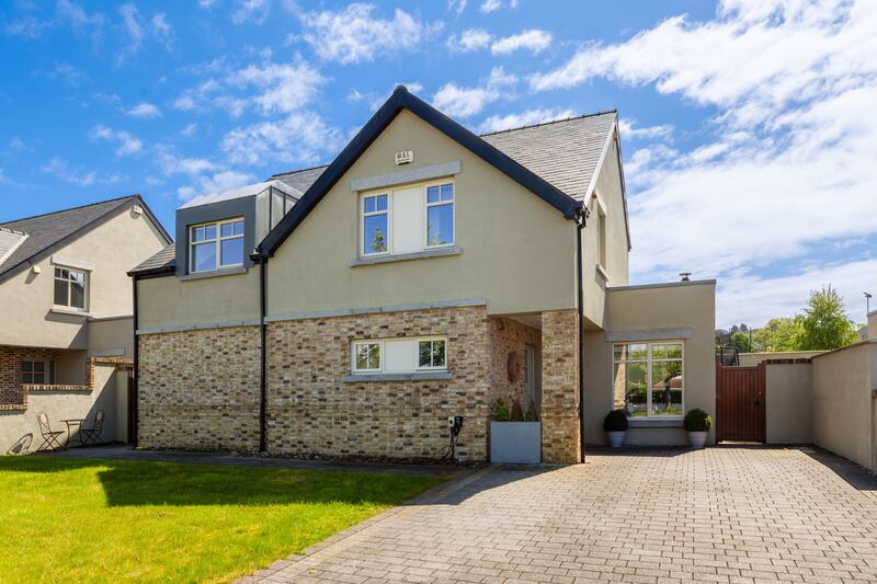 3 Cluny Manor, Avondale Road, Killiney, Co Dublin