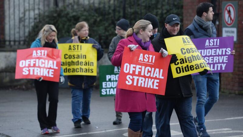 Secondary level  teachers at St David’s CBS Artane, Dublin, picket  the school over planned junior cycle reforms. Photograph: Dara Mac Dónaill/The Irish Times