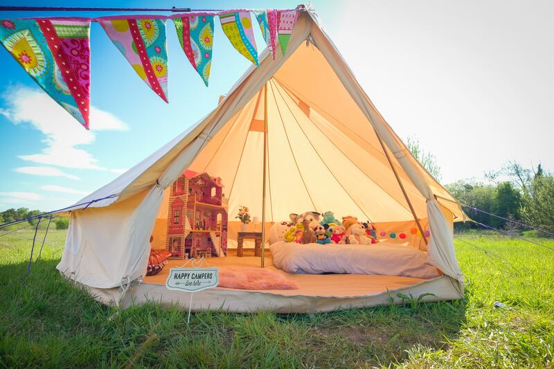 Shane O’Ciardhubhaín and his wife Wendy Riordan have hosted movie nights with their children in one of their tents