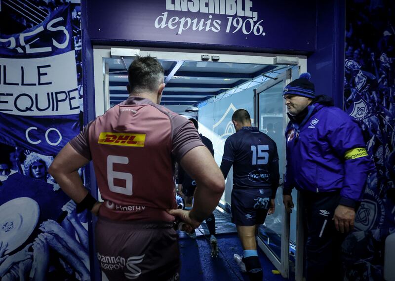 Munster’s Peter O’Mahony and Castres’ head coach Jeremy Davidson in the tunnel before the game. Photograph: Dan Sheridan/Inpho