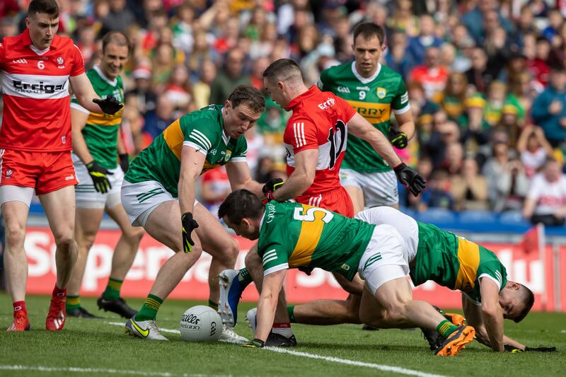 Derry denied: Paul Murphy blocks Niall Toner's goal-bound effort. Photograph: Morgan Treacy/Inpho