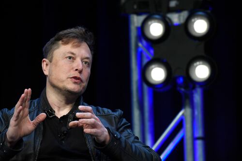 Elon Musk says he was joking about buying Manchester United