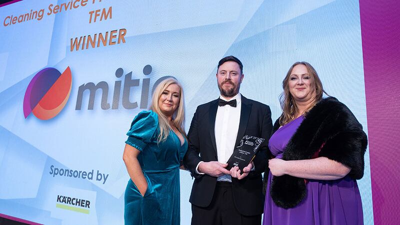 Des Sheridan, hire manager at Kärcher Ireland, presents the Cleaning Service Provider of the Year - TFM award to Una Gallagher and Karen Lynch, Mitie Facilities Management.