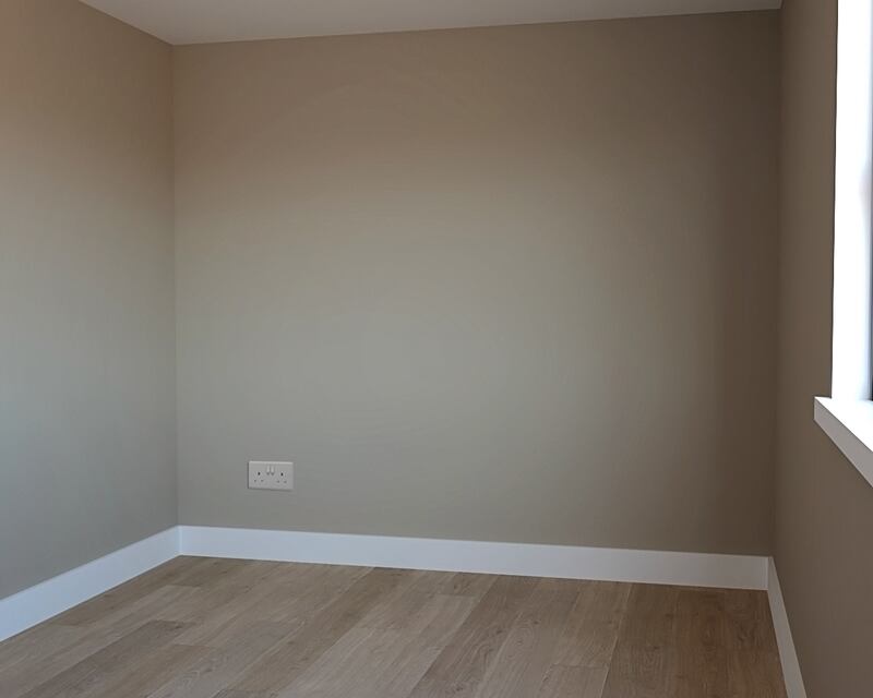 Bedroom before interior designer Wioleta Kelly created her twin-bed space