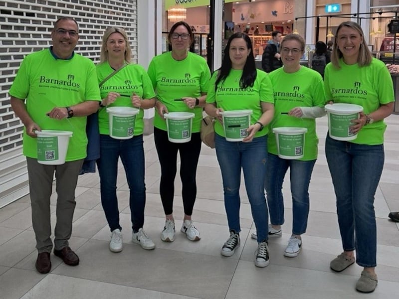 Volunteers from Dell  take time out of work to raise funds for Barnardos on a Giving Day