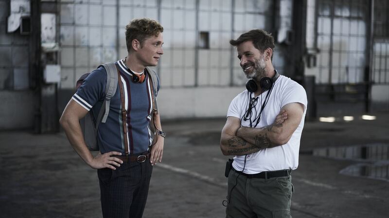 Matthias Schweighöfer and Zack Snyder on the set of Army of the Dead