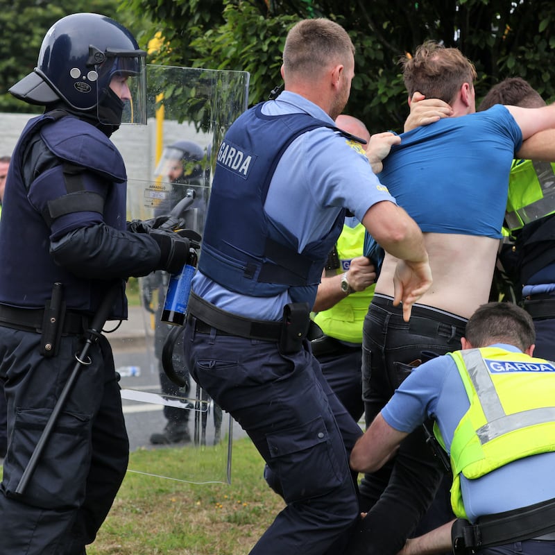 Councillors condemn Coolock violence and criticise authorities’ handling of situation