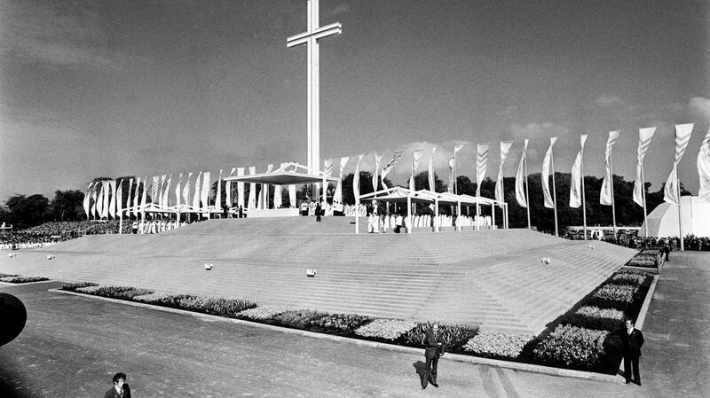 The altar at Phoenix Park in 1979, which required an acre of carpet. Photograph: The Irish Times