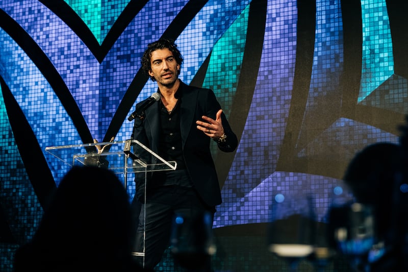 
                        Justin Baldoni receives an award for being an ally to women in New York, Dec. 9, 2024. A legal filing has since accused him of harassment and retaliation against the actress Blake Lively. (Jeenah Moon/The New York Times)
                      