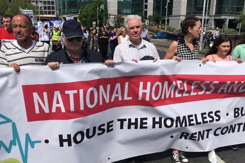 Hundreds march in Dublin to protest housing crisis
