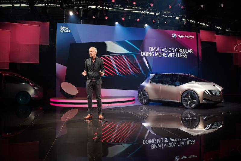 Chief Designer Adrian Van Hyoodonk presents the BMW i Vision Circular, to showcase the company's intention to move full circularity. Photograph: Rainer Haeckl