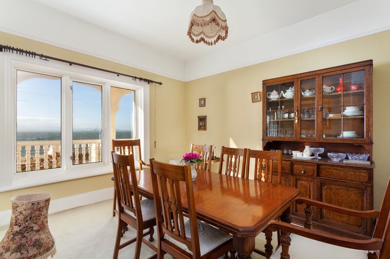 The three reception rooms all face the sea