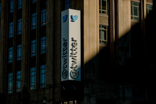 Twitter logo-swap fuels rise in dogecoin 