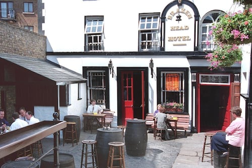 Hibernia Reit acquires Dublin pub Scruffy Murphy’s