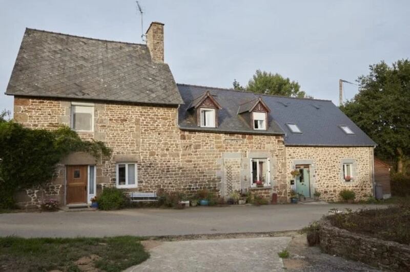 Old hunting lodge and barn converted into a spacious five-bedroom house in a small hamlet in Normandy