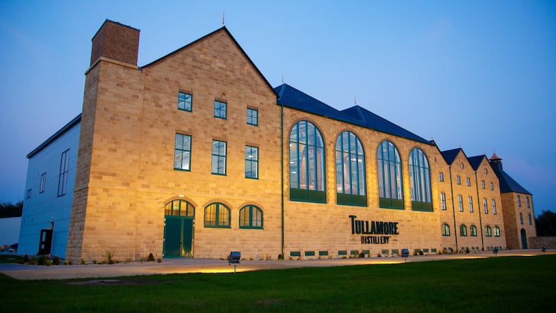 Whiskey production returned to Tullamore for the first time in 60 years in 2014 when William Grant opened a €35 million distillery on the outskirts of the town to produce Tullamore Dew