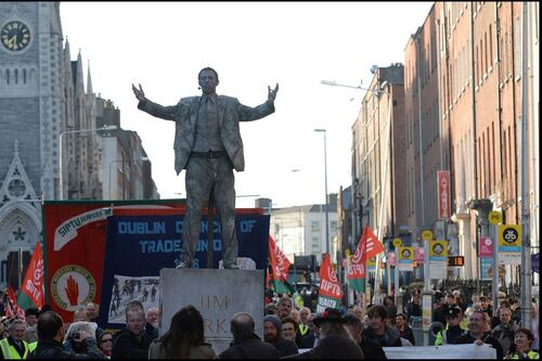 Hundreds march in Dublin May Day Parade against austerity policy