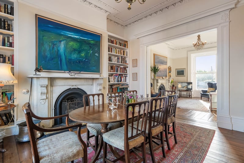 Diningroom and livingroom