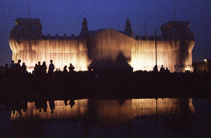 Christo and Jeanne-Claude: Wrapped Reichstag, in Berlin, in 1995. Photograph: Reinhard Krause/Reuters