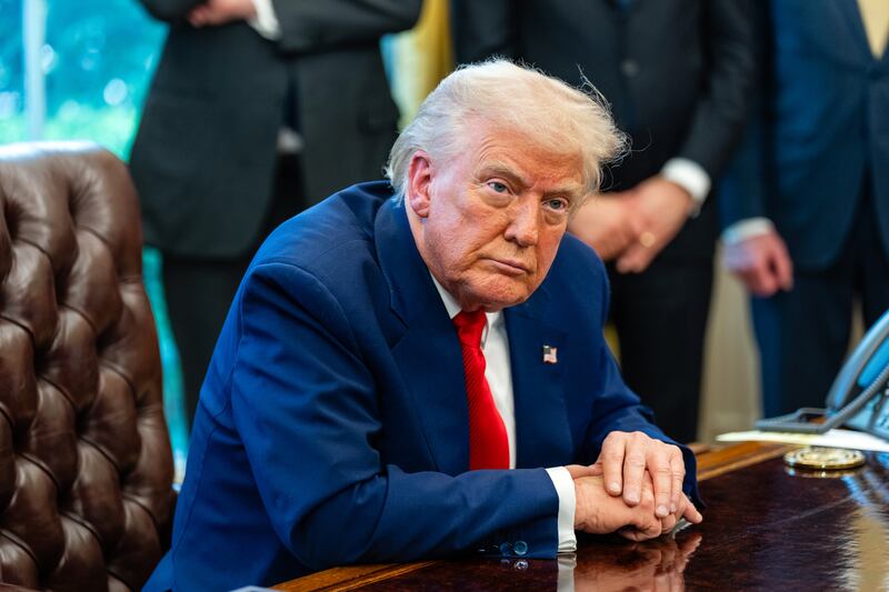 
                        President Donald Trump in the Oval Office on Wednesday, April 9, 2025. Much of the world was focused at that moment on his trade war, but Trump wanted to talk about showers while signing an executive order to loosen restrictions on water flow from American shower heads. (Eric Lee/The New York Times)
                      