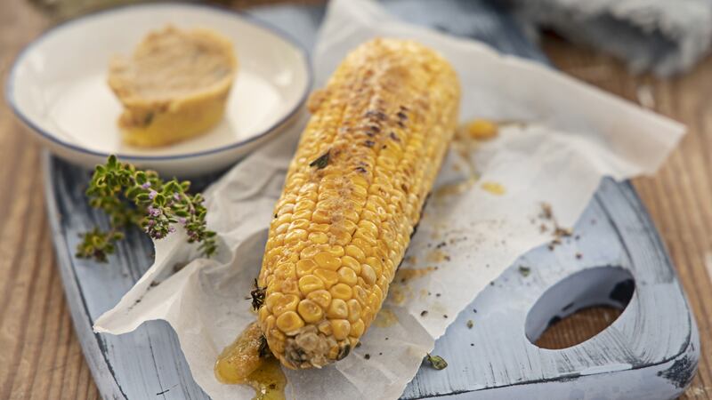 Grilled corn with chicken skin butter