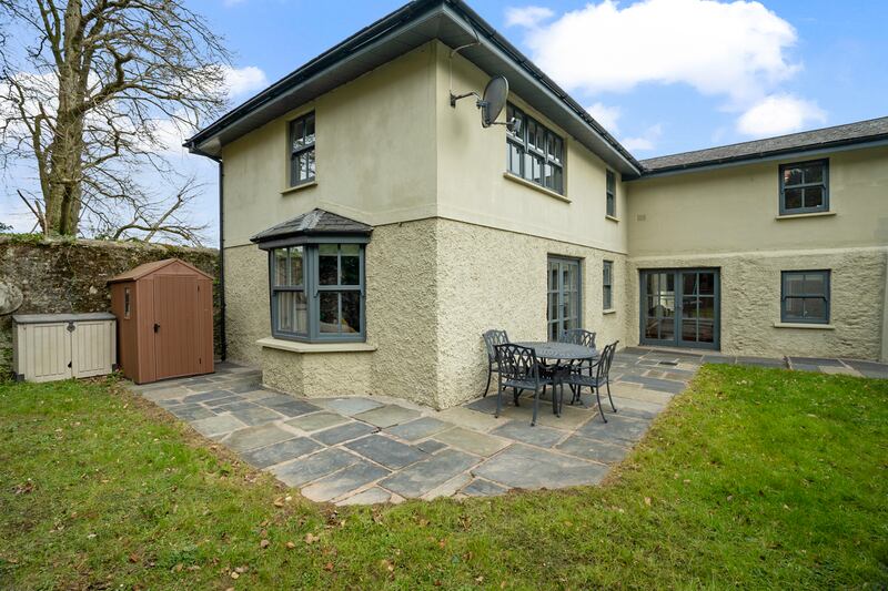 Flagstone patio and rear garden