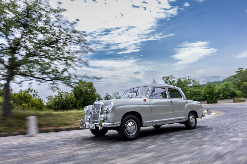 1958 Mercedes Benz 180 ‘Pontoon’