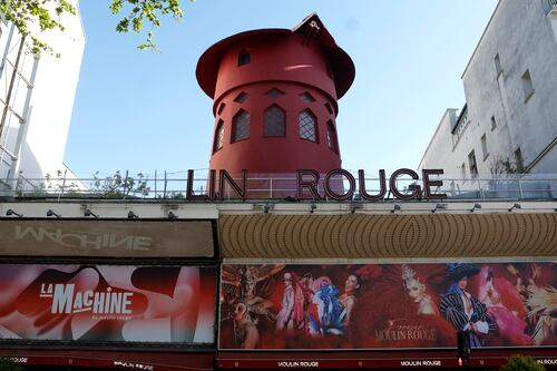 Windmill blades on Paris cabaret club Moulin Rouge collapse overnight