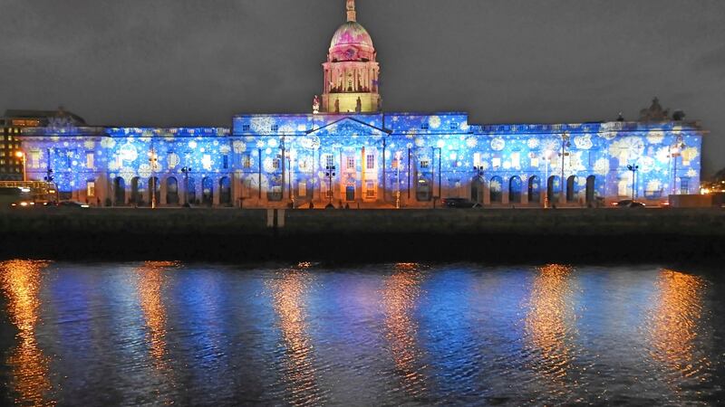 The Custom House lit up for Christmas