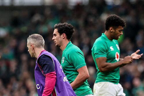 Joey Carbery and Robbie Henshaw to miss Ireland’s game against Australia